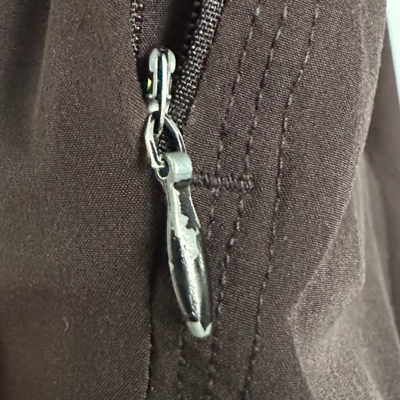 Light wear Calvin Klein pants - Picture 8 of 8